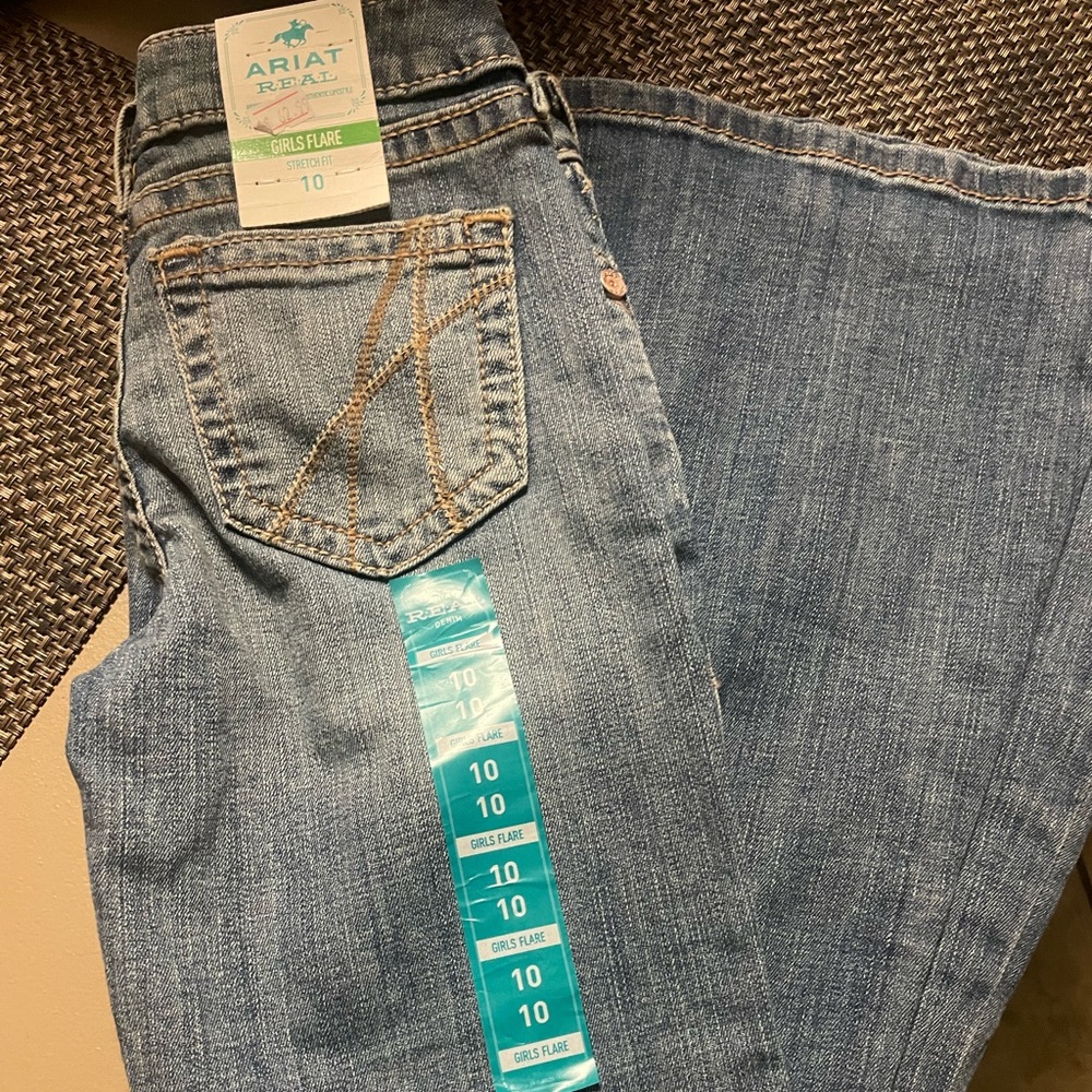 Size 10girls ariat
